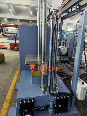 المختبر آلة اختبار الصدمات الميكانيكية الكبيرة تلبي معايير IEC 62133 مع 200kg الحمل