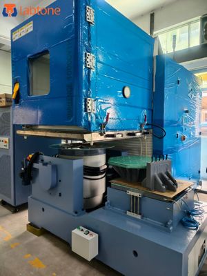 غرفة الاختبار المشتركة لدرجة الحرارة والرطوبة والاهتزاز 380v معدات الاختبار البيئي للاختبار