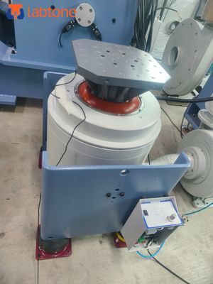 أنظمة اختبار الاهتزازات ذات المحور الثلاثي، جدول الهزازات لمحاكاة الطرق لأجزاء السيارات