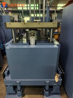 نظام اختبار الصدمات المستمرة آلة اختبار الصدمات لأجزاء السيارات تلبي معيار IEC 60068-2-27