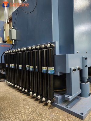 نظام اختبار الصدمات المستمرة آلة اختبار الصدمات لأجزاء السيارات تلبي معيار IEC 60068-2-27